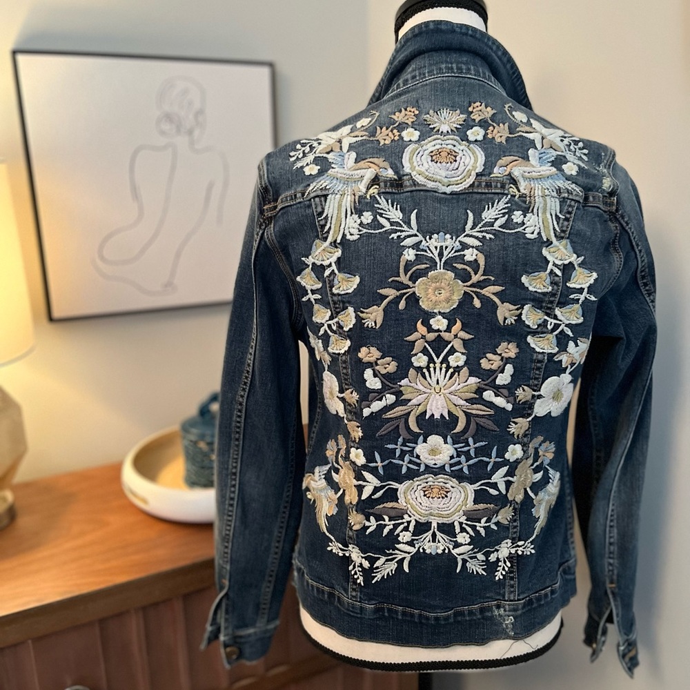 🎉🎉Host Pick🎉🎉 Aqua Brand Embroidered Jean Jacket - GORGEOUS!!!!